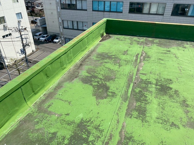 屋上の劣化写真