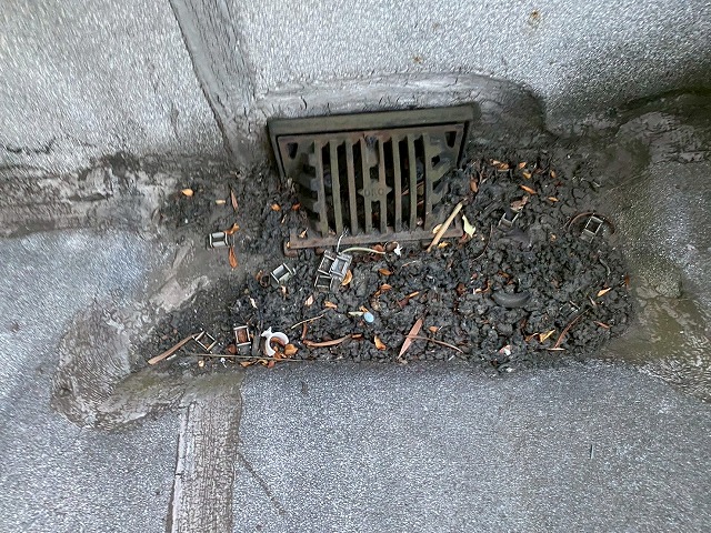 ドレン周りの汚れた写真