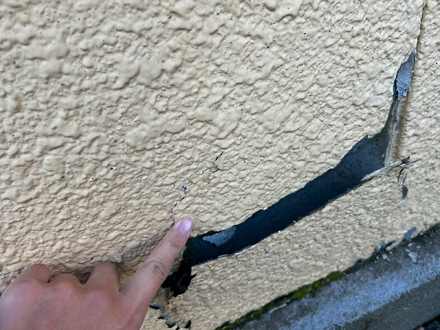 下地ぎ露出している写真