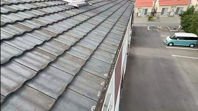 屋根全体の色あせ状況